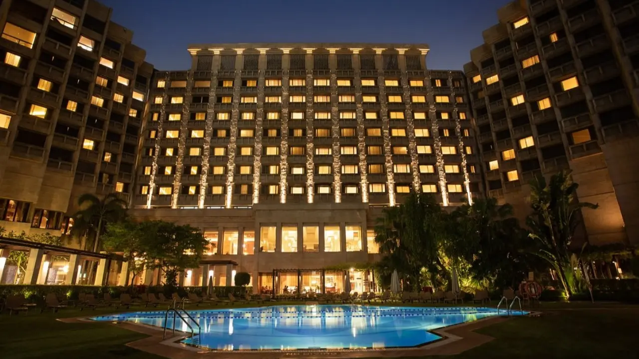 Delhi hyatt roof collapse