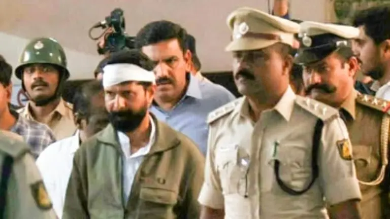 Derogatory Word Against Minister: Karnataka HC Grants Interim Bail to BJP MLC Ravi