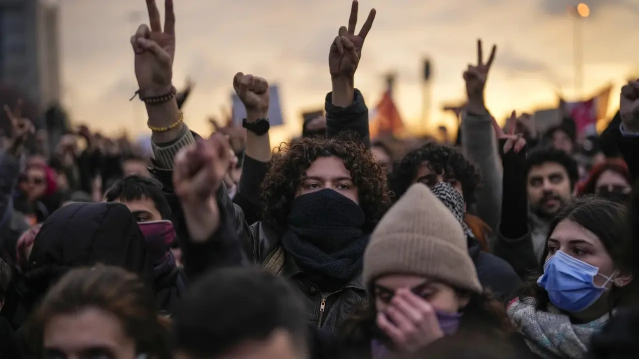 Detained Mayor Ekrem İmamoglu Faces 2nd Day of Questioning as Protests Intensify Detained Istanbul Mayor Faces 2nd Day of Questioning as Protests Intensify