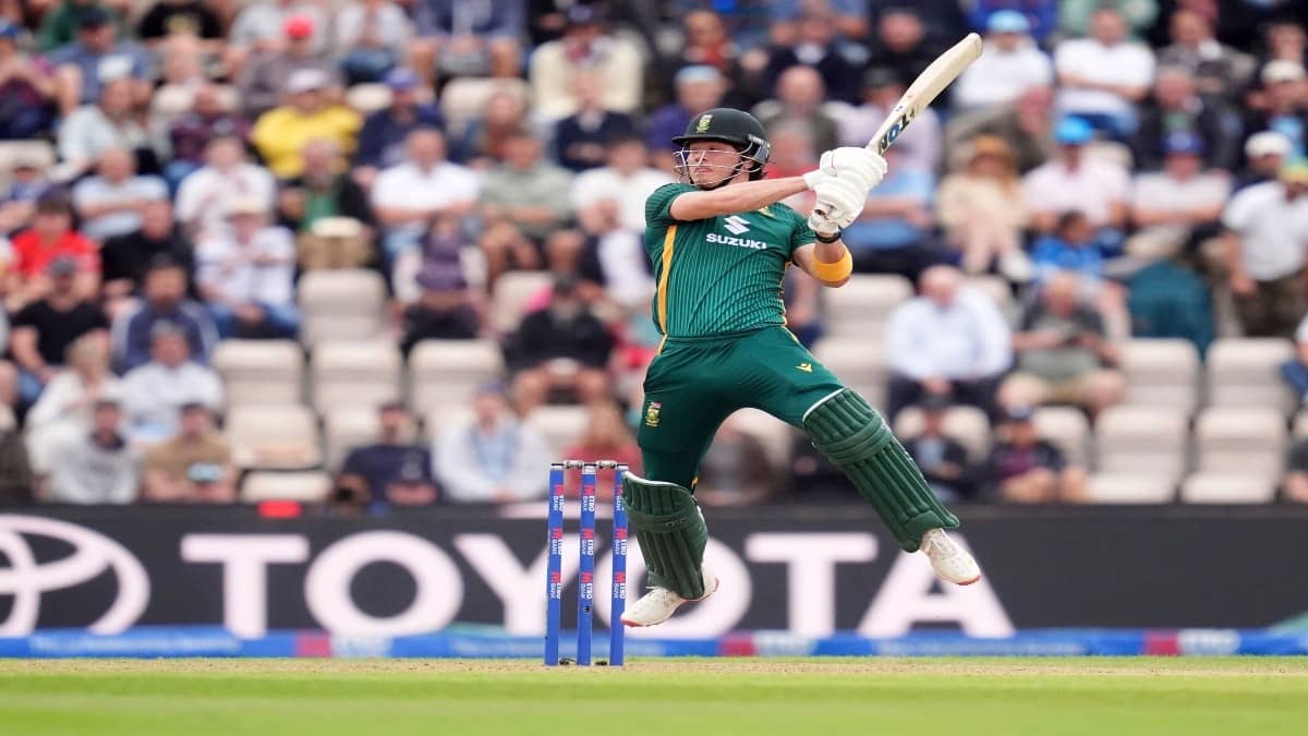 Dewald Brevis in action for South Africa