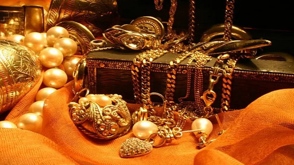 Dhanteras Boosts Jewellery Sales To Rs 85,000 Crore, Set To Cross 1 Lakh Crore By Diwali