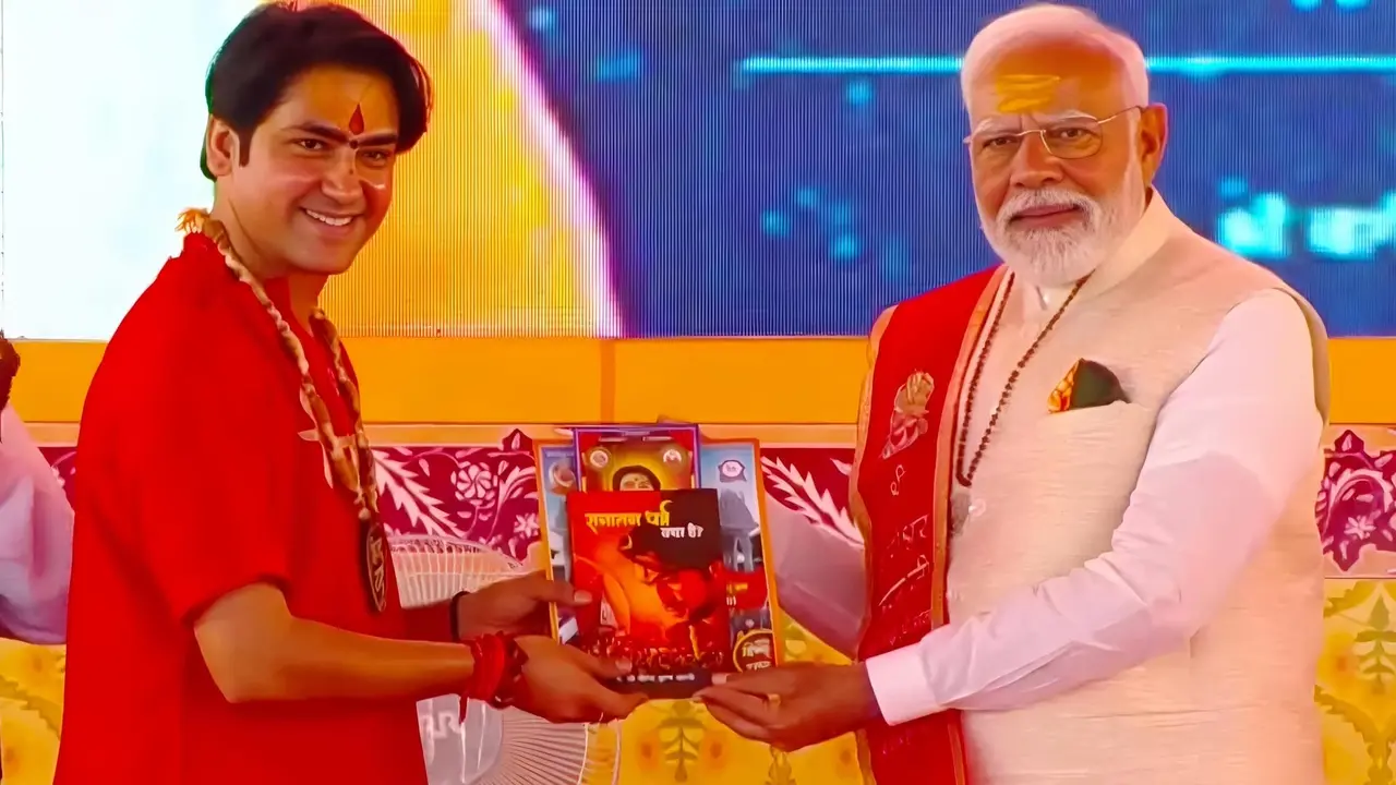 Dhirendra Shastri & PM Modi