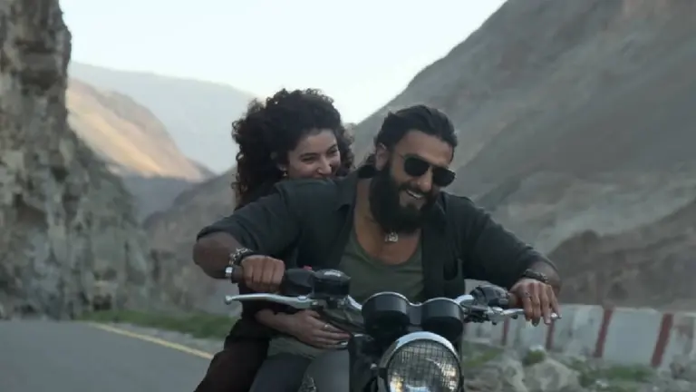 Dhurandhar Tax Free: भारत में कहां टैक्स-फ्री हुई रणवीर सिंह की ‘धुरंधर’? यहीं हुई है फिल्म की ज्यादातर शूटिंग Dhurandhar tax-free in Ladakh