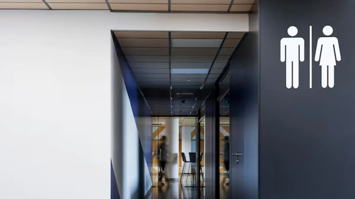 Difference Between Bathroom, Washroom and Restroom