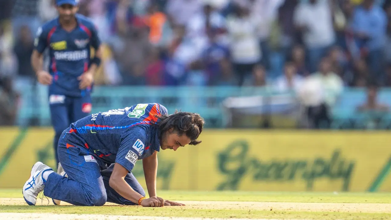 digvesh rathi change notebook celebration after fined video viral during gt vs lsg match