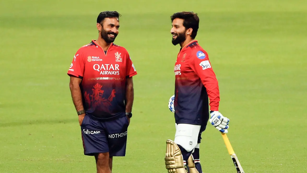 IPL 2025: Mentor Dinesh Karthik Delivers A Bold Message As RCB Prepares For Pivotal Battle Against LSG At Ekana Dinesh Karthik and Rajat Patidar