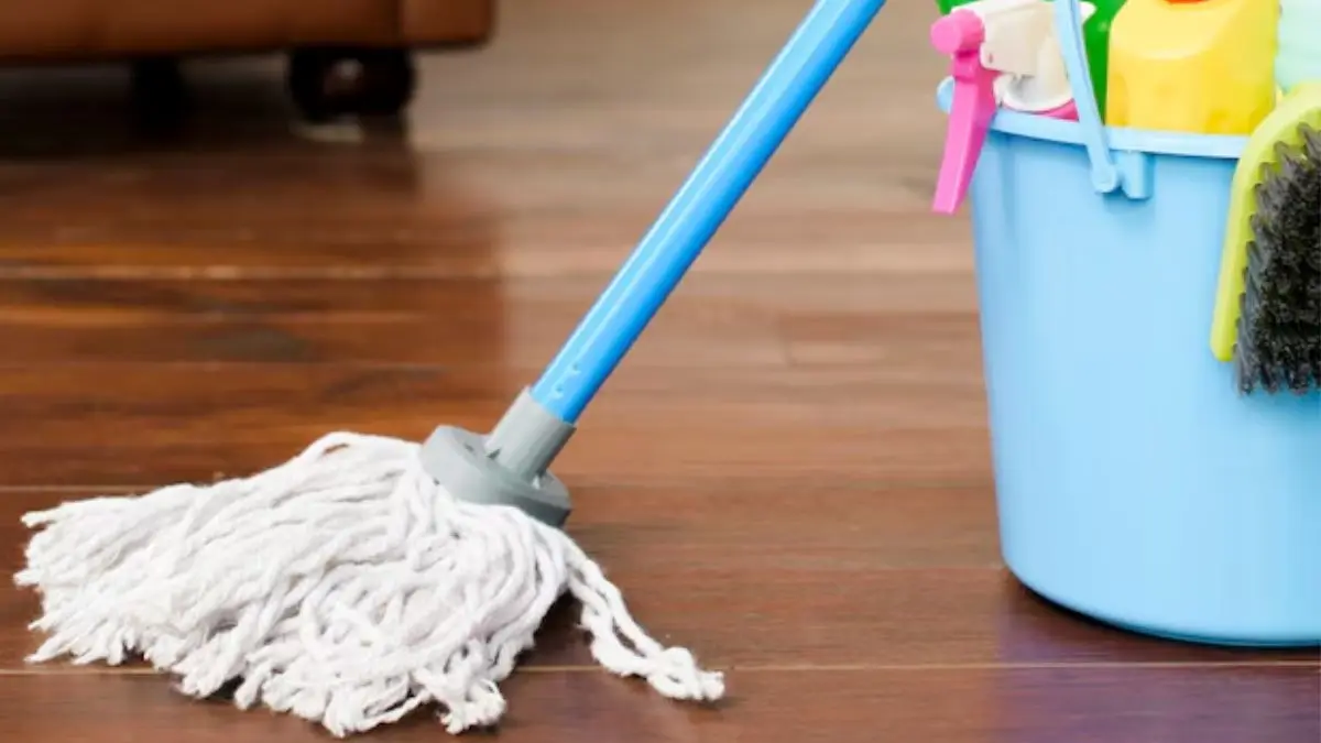 dirty floor cleaning in 5 rupees to make it look shiny on Diwali 2025