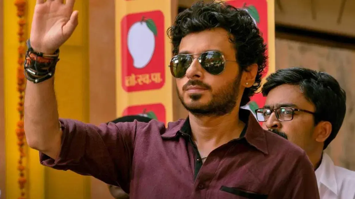 Mirzapur 3 Bonus Episode Featuring 'Munna Bhaiya' Divyendu Released, Fans Call It 'Biggest Comeback' Divyenndu Sharma essays the role of Munna Tripathi in Mirzapur