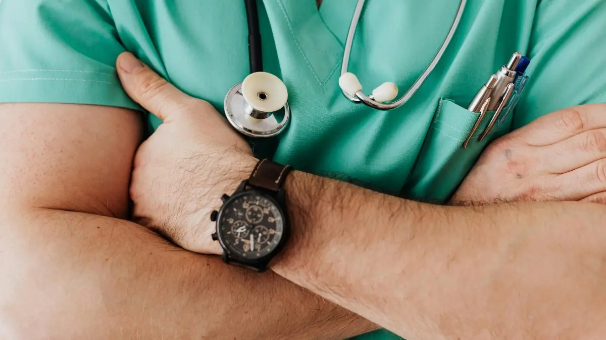 ‘Their Merit Comes Down Because They Serve and Study’: Supreme Court Backs Government Doctors in Battle Over Medical Seats ‘Their Merit Comes Down Because They Serve and Study’: Supreme Court Backs Government Doctors in Battle Over Medical Seats