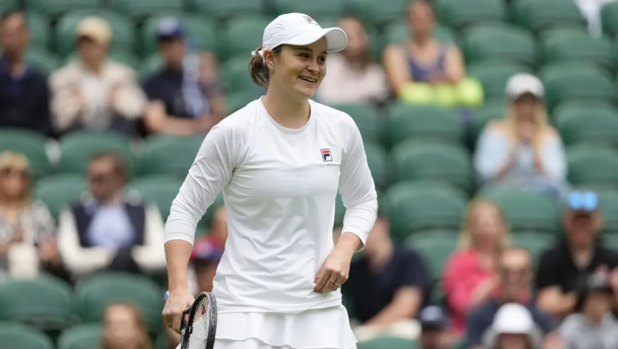 Ash Barty plays exhibition doubles match at Wimbledon but happy to stay retired Ash Barty