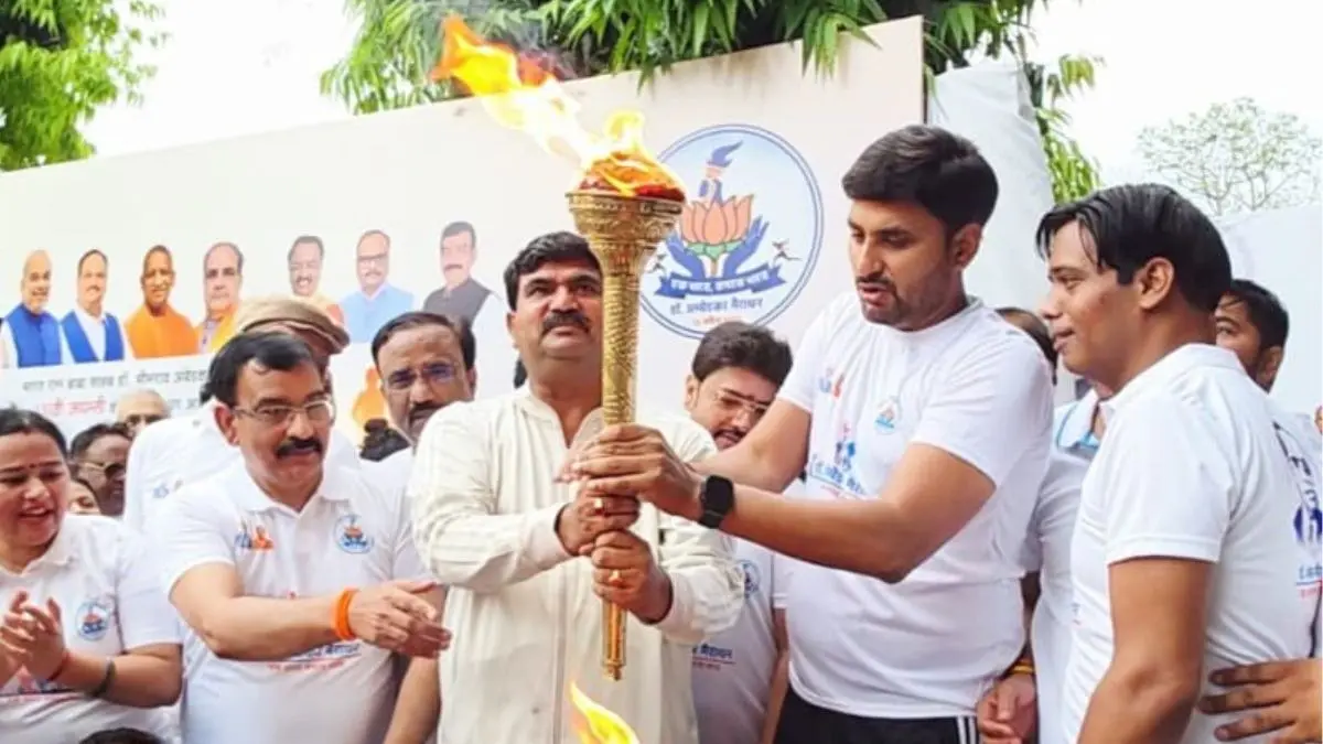 अंबेडकर जयंति से पहले लखनऊ में 'डॉ.अंबेडकर मैराथन' का हुआ आयोजन; BJP प्रदेश महामंत्री धर्मपाल सिंह ने बाबा साहब को किया नमन DR Ambedkar Marathon