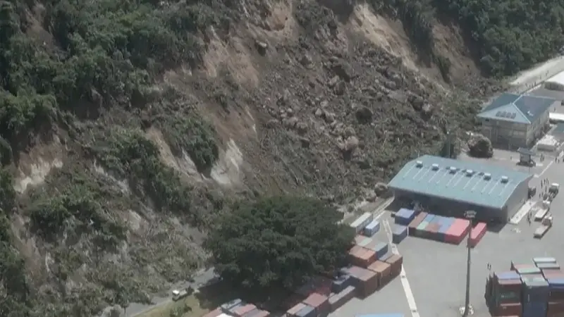 14 Dead, Hundreds Injured After Magnitude 7.3 Quake In Vanuatu Leaves Some Trapped In Rubble Earthquake In Vanuatu