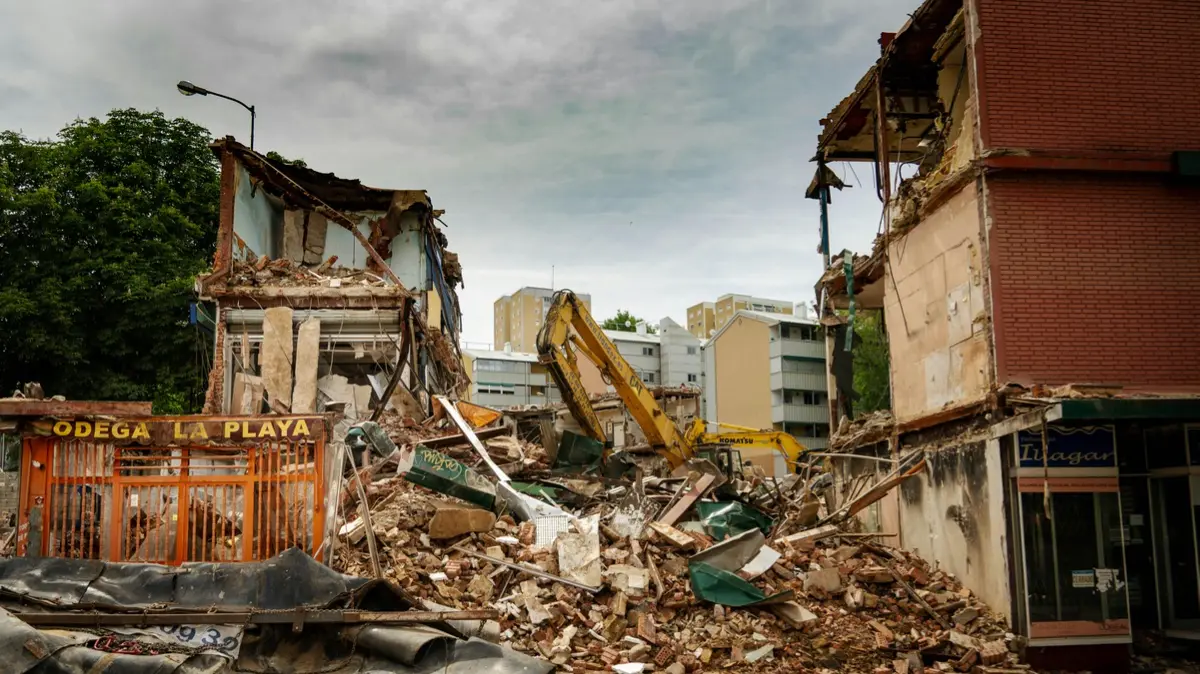 How Do You Know If Your Building Is Safe From Damage During An Earthquake? Earthquake-safety building.