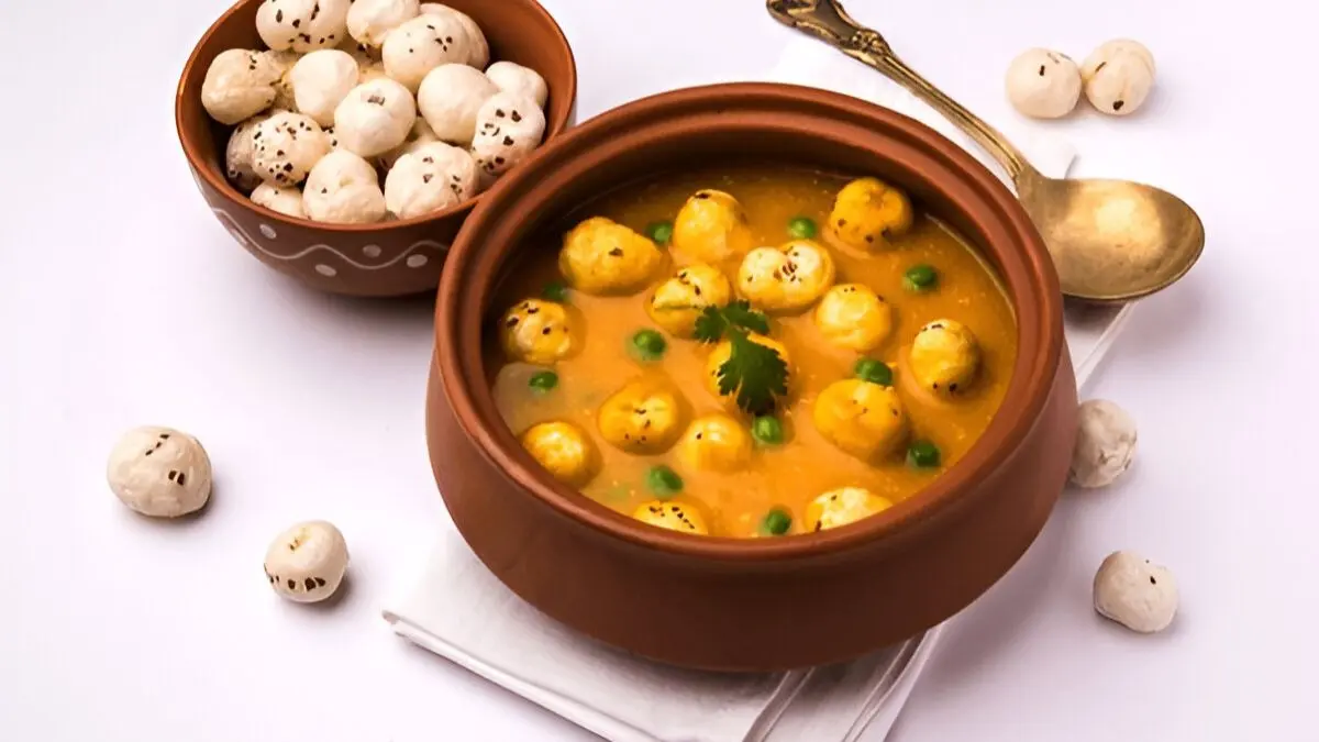 easy and instant makhana recipe with tomato and curd fox nuts healthy food diet tips