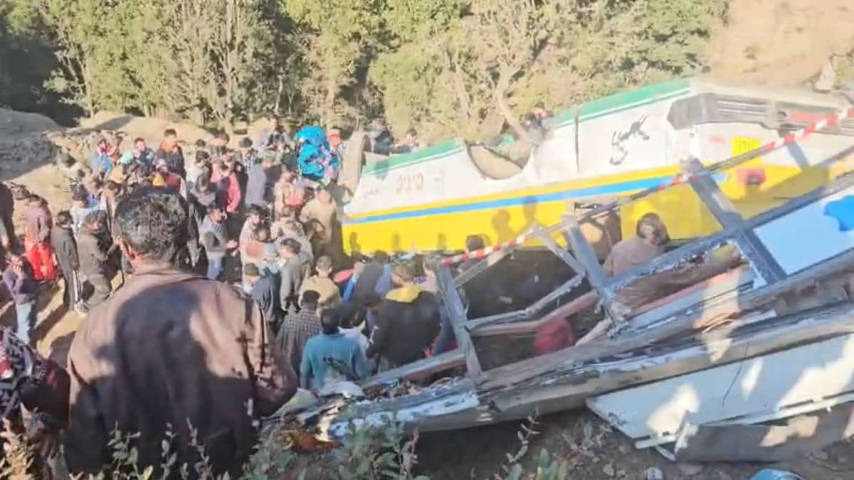 Eight dead, several injured in Himachal Pradesh bus accident
