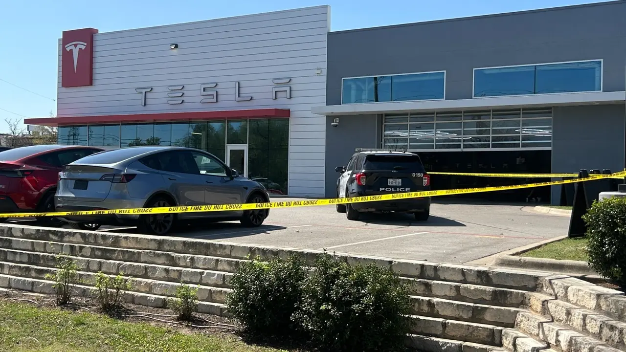 Elon Musk's Tesla Under Attack? Explosive Devices Found At Austin Showroom In Texas