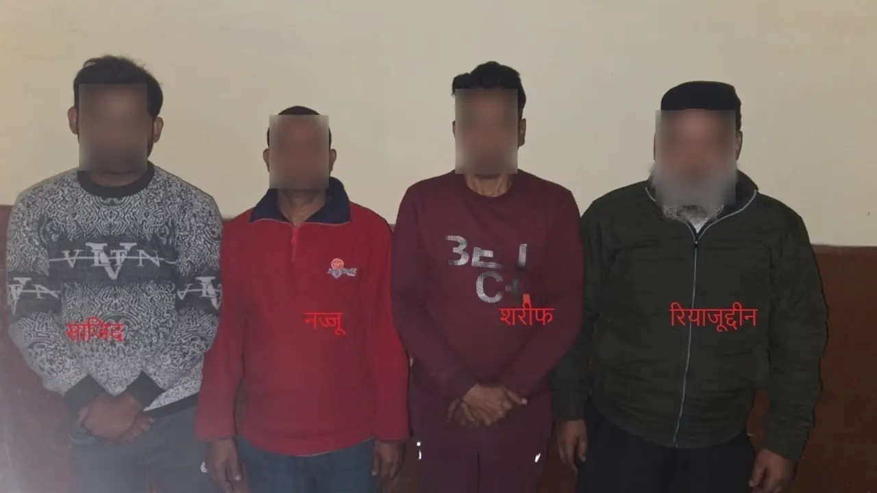 Meerut Encounter: मेरठ में पुलिस से मुठभेड़ में दो पशु तस्कर घायल, 6 गिरफ्तार Encounter in Meerut