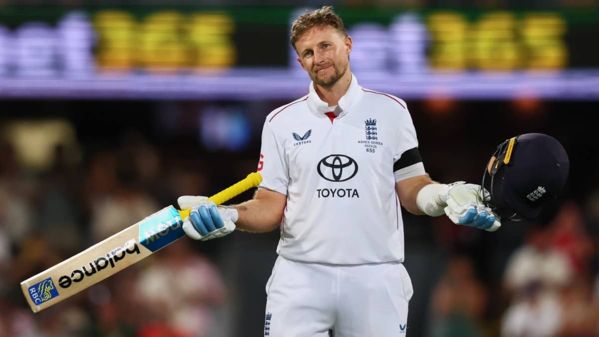 England's Joe Root in the second Test of the Ashes 2025 series against Australia in Brisbane