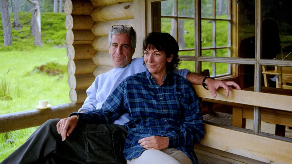 Epstein Associate Ghislaine Maxwell Seeks Clemency From Trump, Declines To Answer Questions From Lawmakers Epstein associate Ghislaine Maxwell