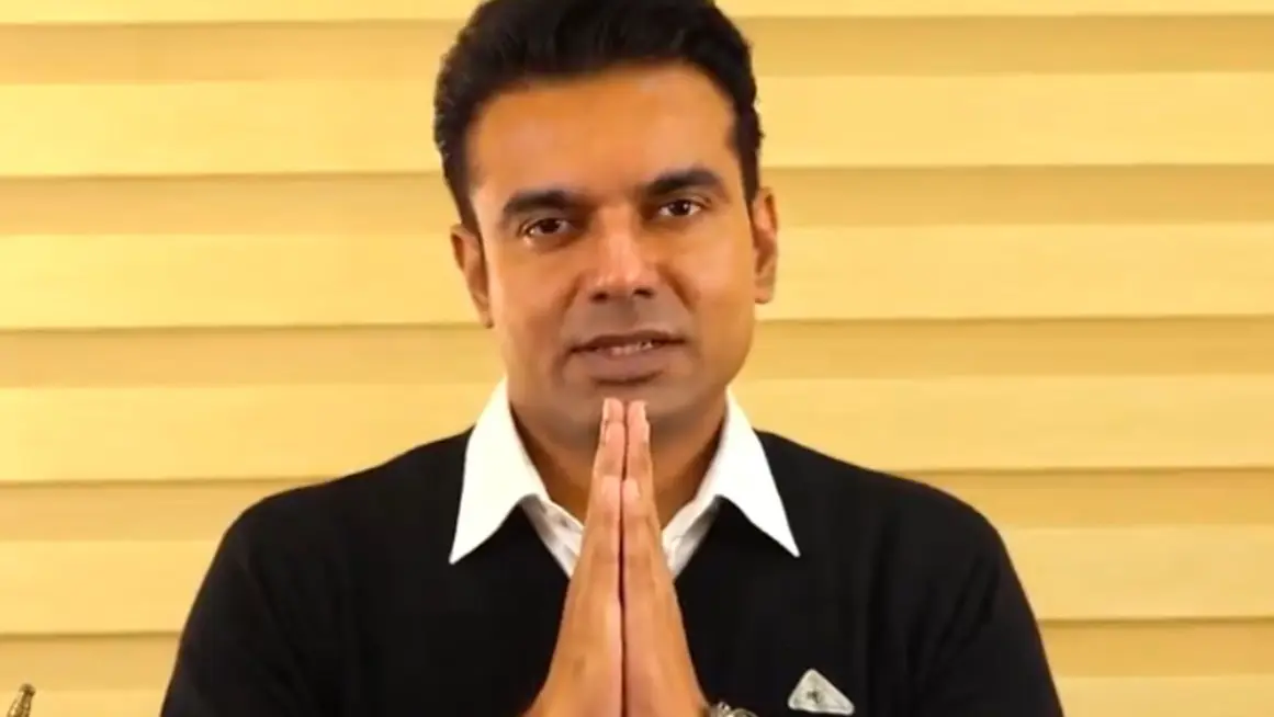 Ex IAS Abhishek Singh Under Scanner