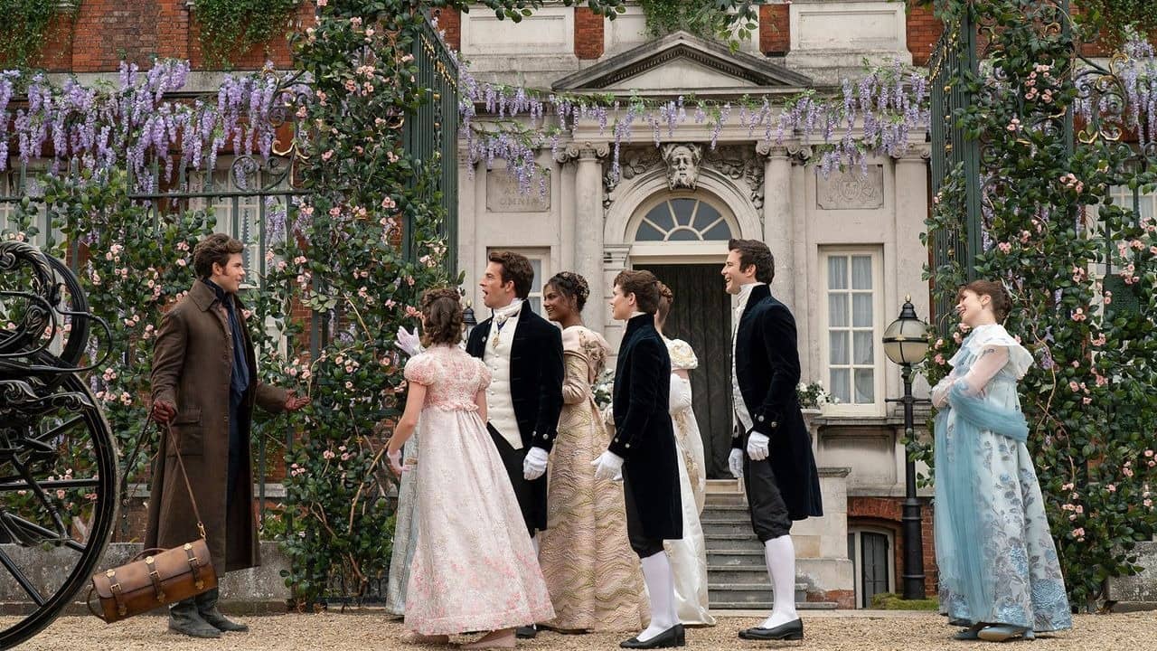 Explore Bridgerton's Real Life Shoot Locations With This Travel Guide