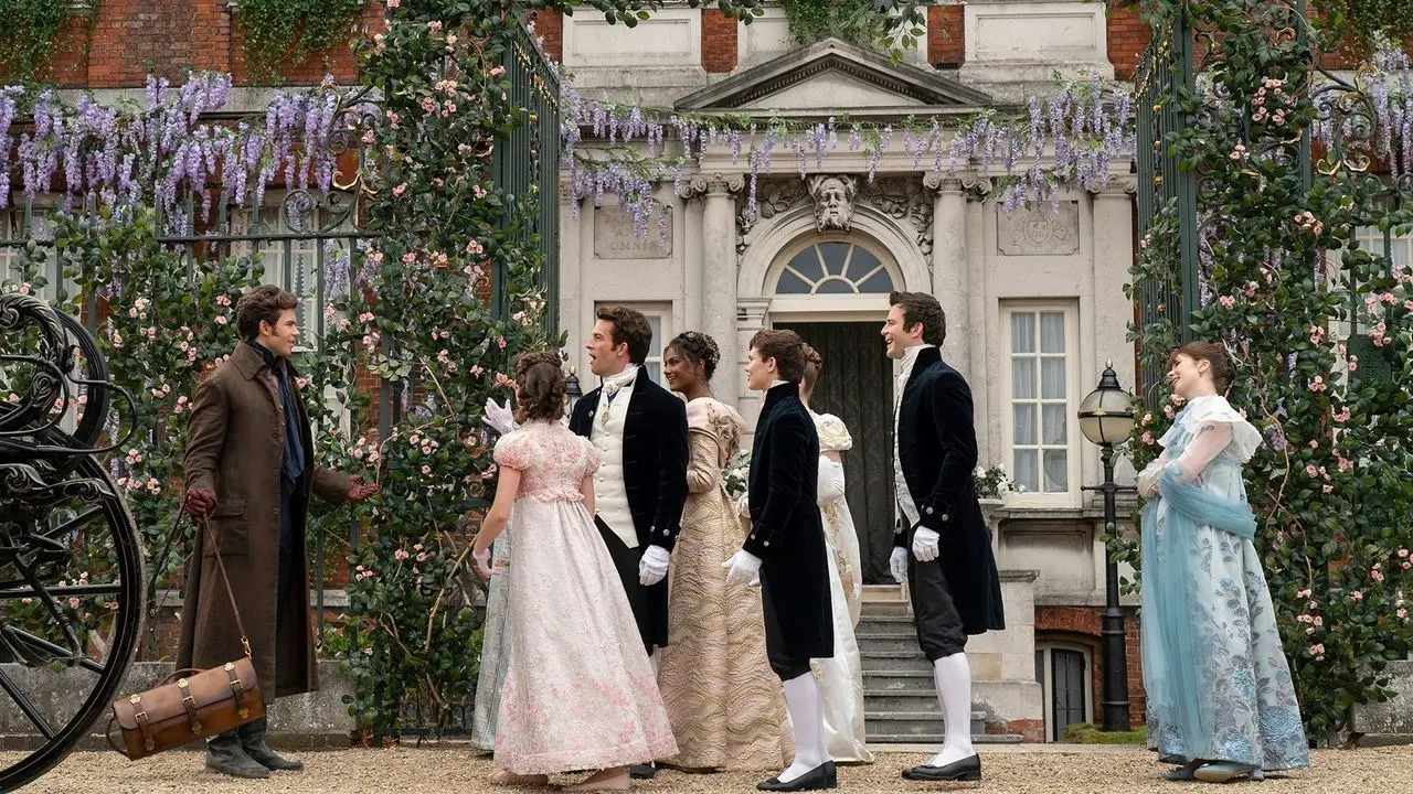 Explore Bridgerton's Real Life Shoot Locations With This Travel Guide Explore Bridgerton's Real Life Shoot Locations With This Travel Guide