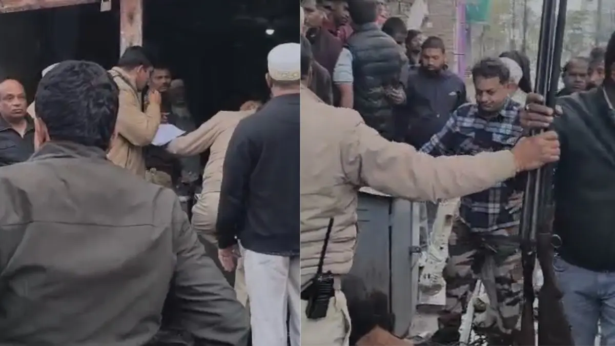 Explosion Heard And Fire Erupts At Arms Shop In Delhi's Chandni Chowk On Republic Day, Three Injured