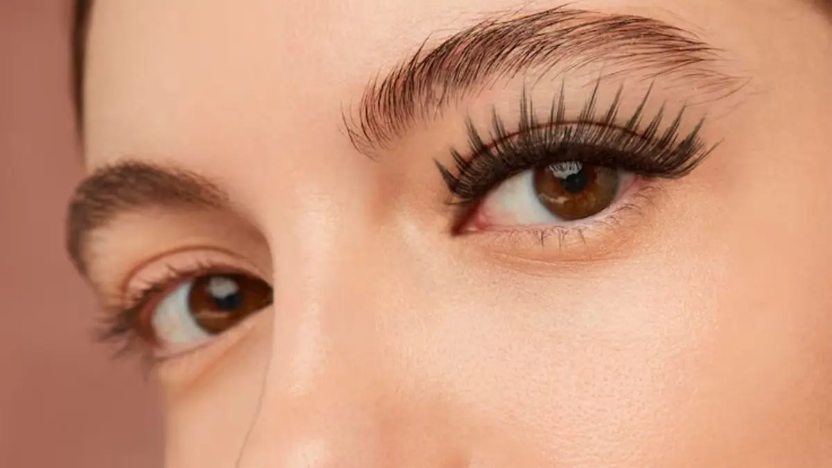 EyeLash Grow Tips
