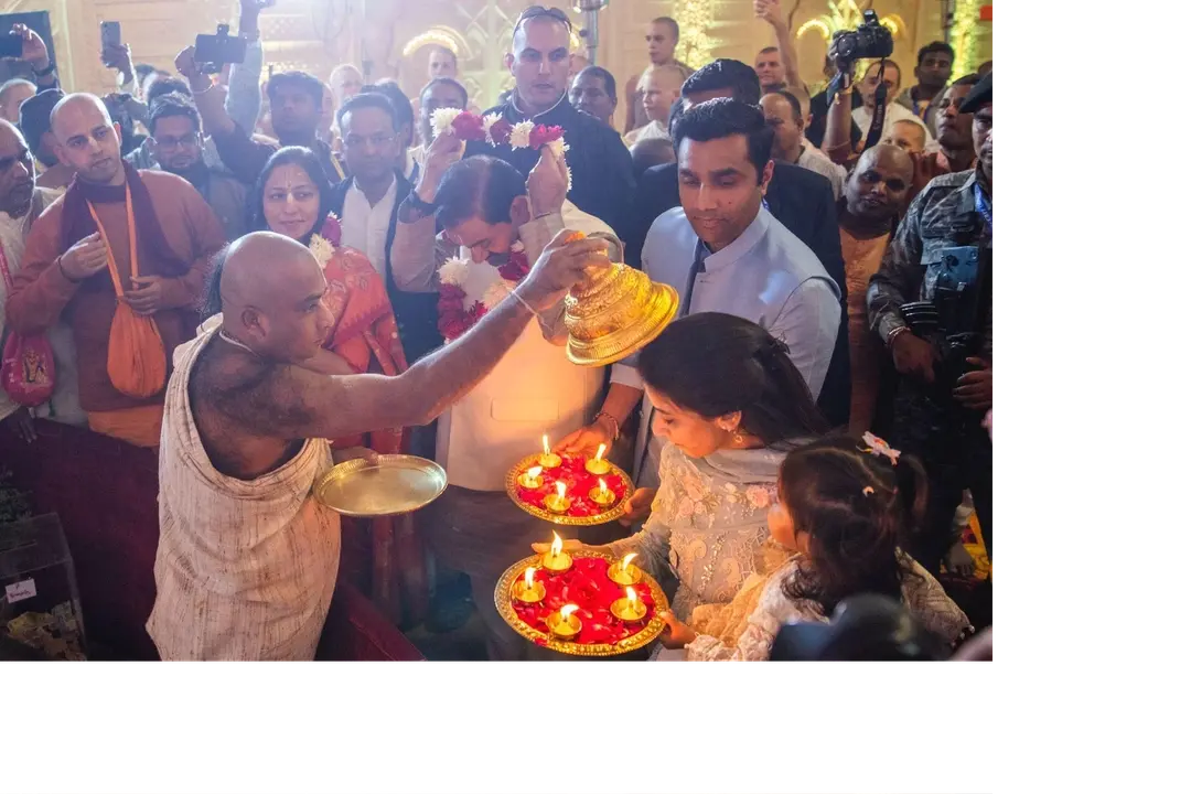 Gautam Adani's Son Jeet Seeks Blessings At Maha Kumbh Mela Ahead Of Wedding Gautam Adani's Son Jeet Seeks Blessings At Maha Kumbh Mela Ahead Of Wedding