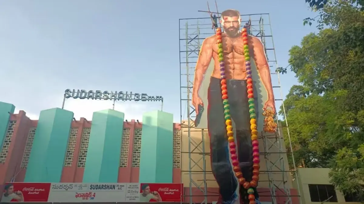 Fan frenzy for Vijay Deverakonda's Kingdom