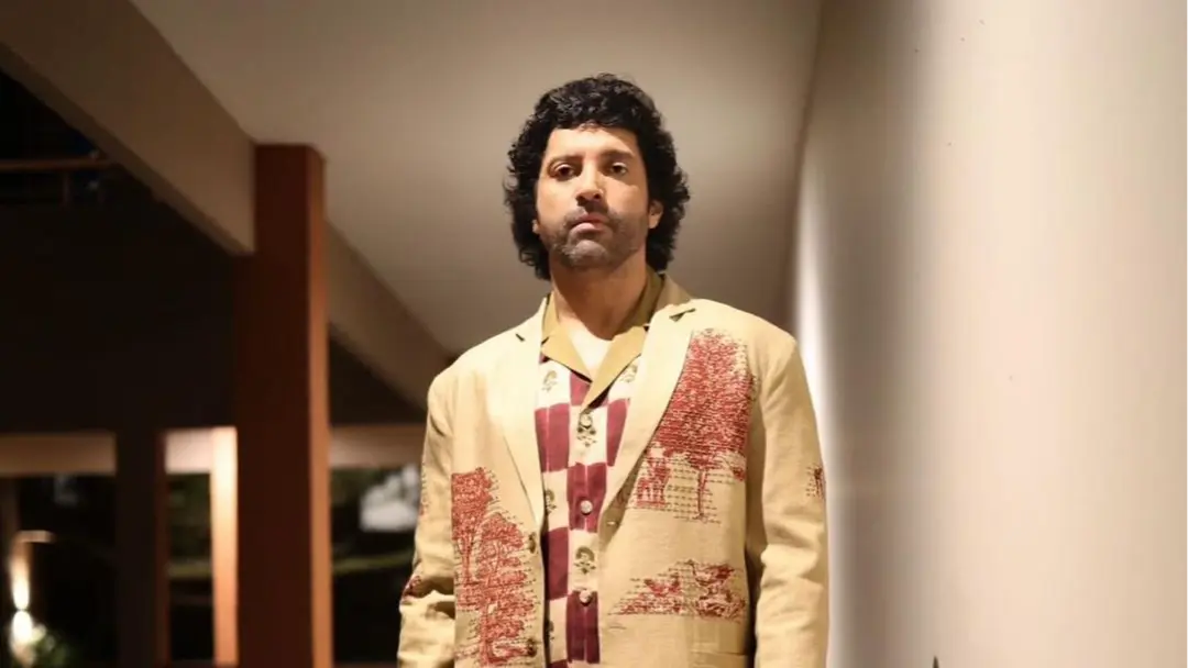 Farhan Akhtar Is An Owner Of A Lavish Mercedes Maybach S-Class For THIS Whopping Amount Farhan Akhtar purchases a lavish car