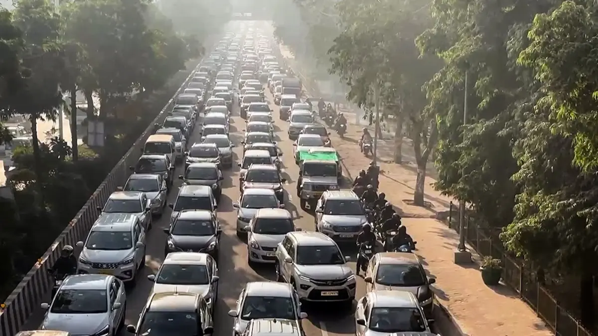 Delhi CM Swearing-In Ceremony: Traffic Advisory Issued, Check Diversions and Routes to Avoid