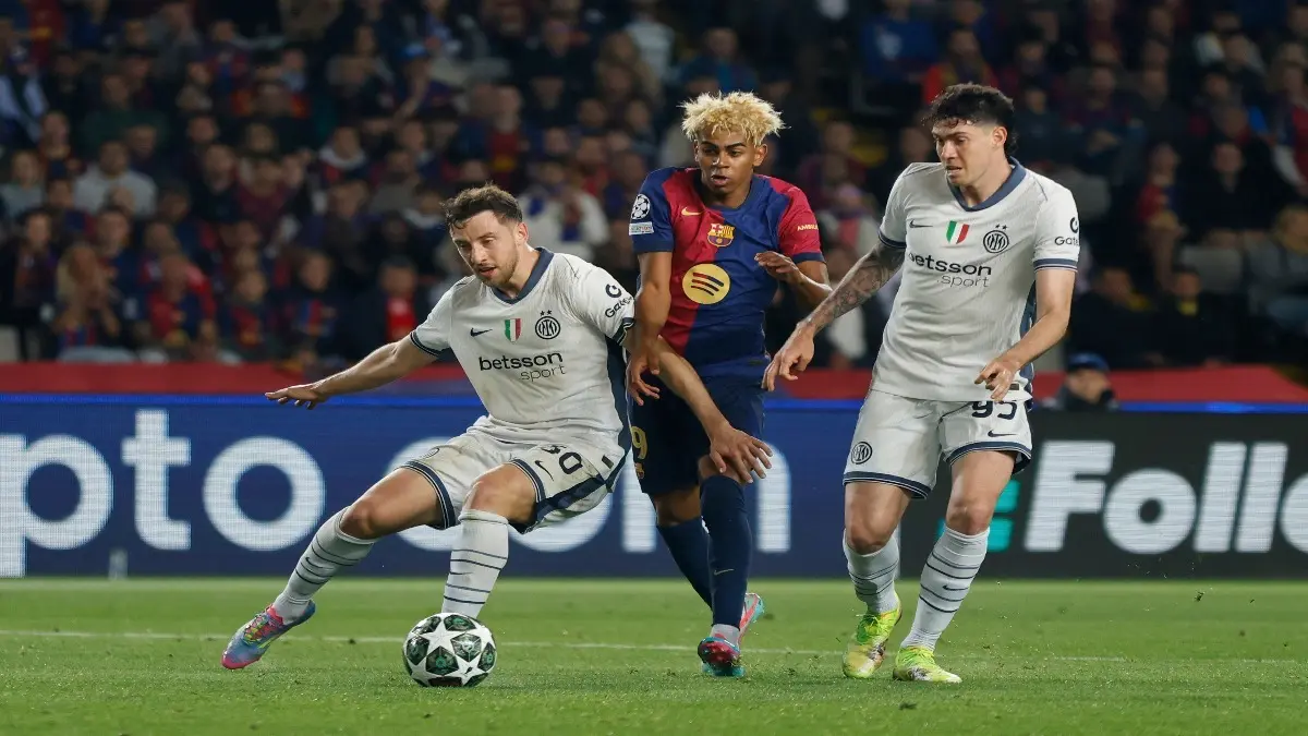 Champions League, Inter Milan vs Barcelona: Predicted Lineups, Venue, Live Streaming And All You Need To Know FC Barcelona's Lamine Yamal fighting for the ball