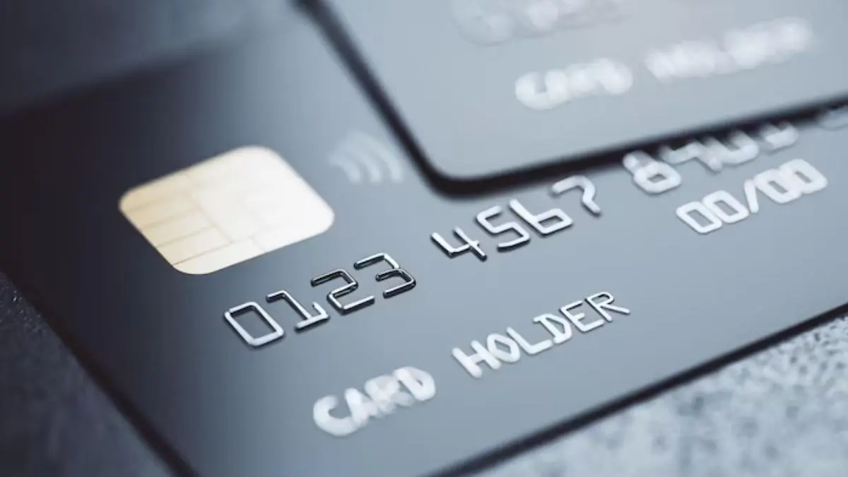 Festive Sales Boost Online Credit Card Spends To Record High Of Rs 2,167 Billion: Report FD-backed credit cards