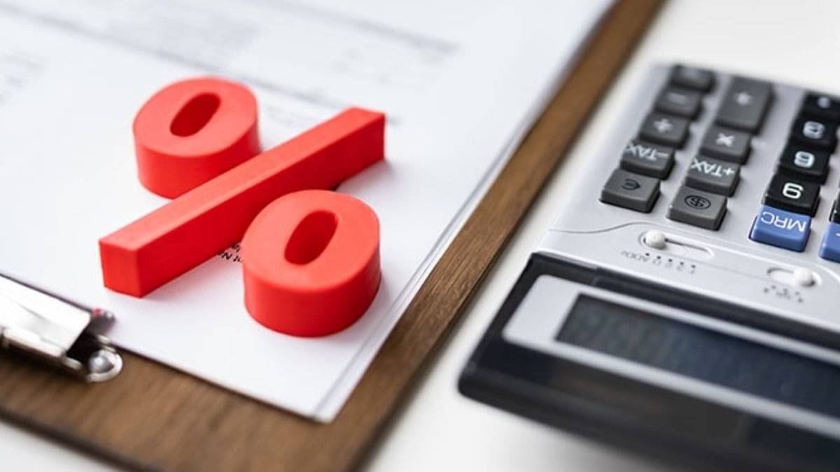 republicworld.com - Rajat Mishra - LIC Housing Slashes Home Loan Rates to 7.50% - RBI Cut Triggers Big Relief for Buyers!