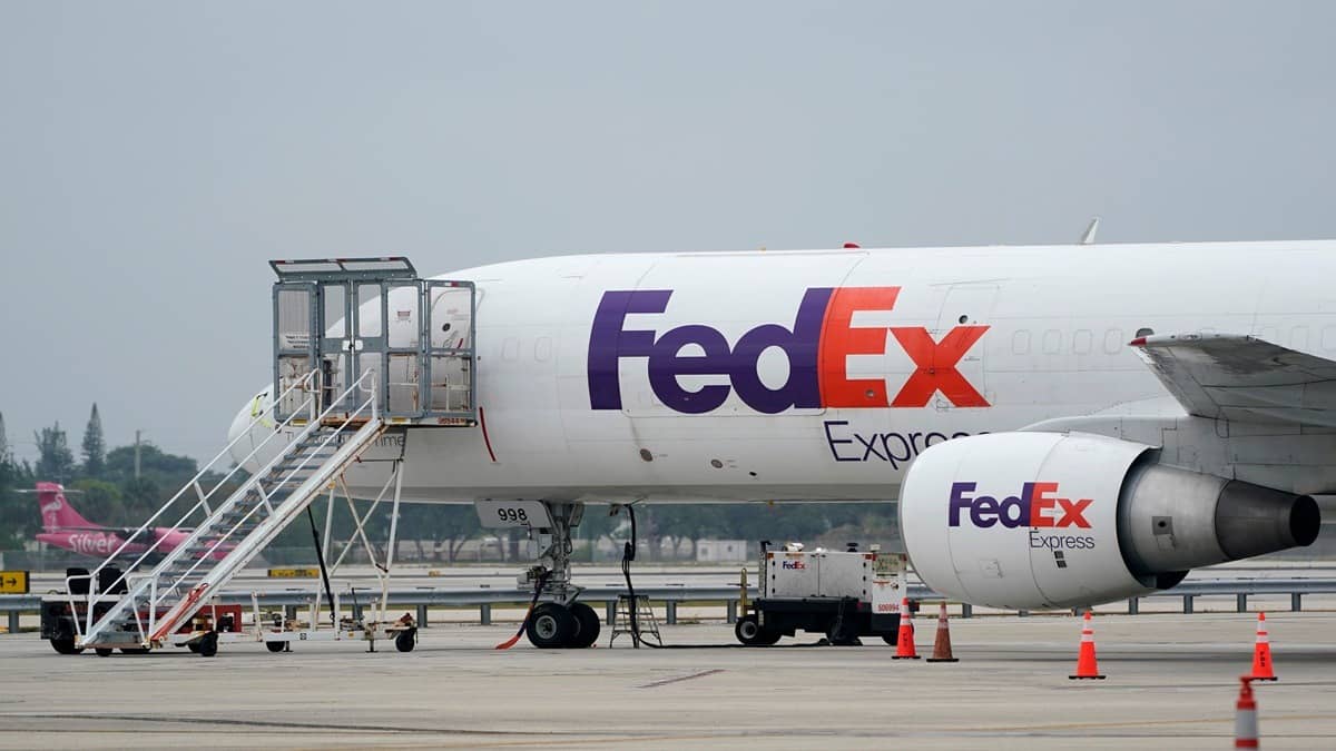 FedEx Sues Trump Administration For Tariff Refund After Supreme Court Ruling