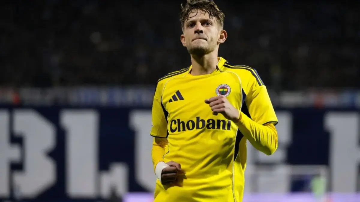 Fenerbahce’s Sebastian Szymanski