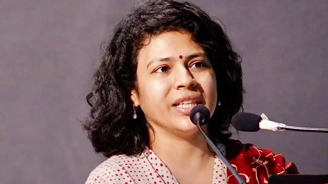 banda dm ias durga shakti nagpal transter