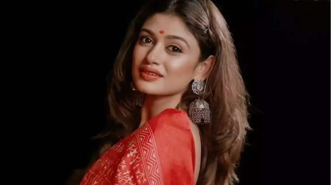 Oviya MMS Controversy: Who Is Helen Nelson? Private Video Of Tamil Actress Goes Viral File photo of Oviya amid controversy