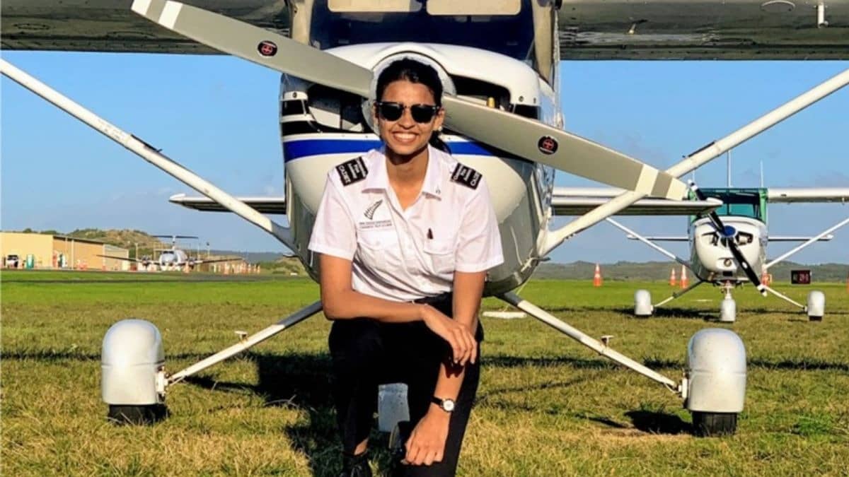 First Office Captain Shambhavi Pathak