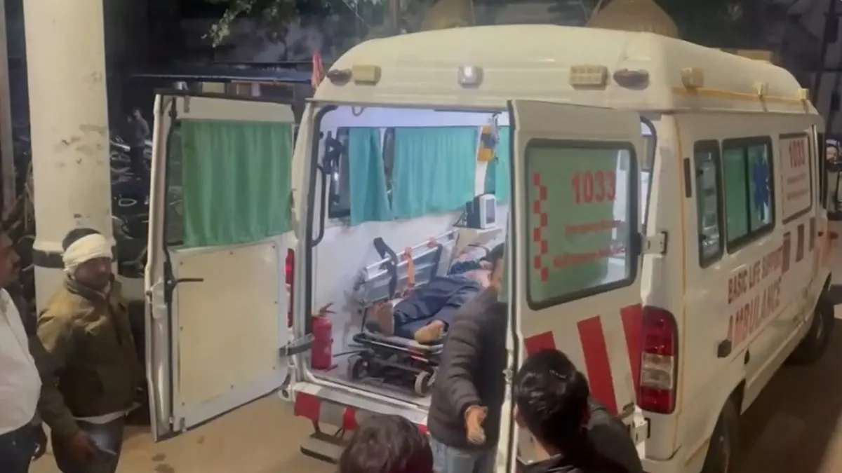 Five Dead, Two Injured in Collision Between Truck and Car in Madhya Pradesh's Chhatarpur Five Dead, Two Injured in Collision Between Truck and Car in Madhya Pradesh's Chhatarpur