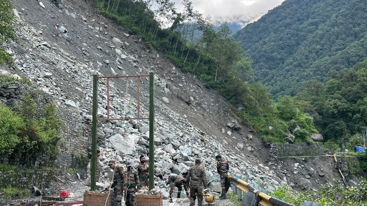 foot bridge construction started in Sonprayag