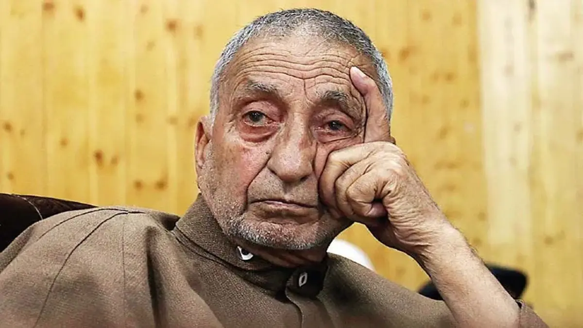Former Hurriyat Leader Professor Abdul Gani Bhat Dies In Kashmir Former Hurriyat Leader Professor Abdul Gani Bhat Dies In Kashmir
