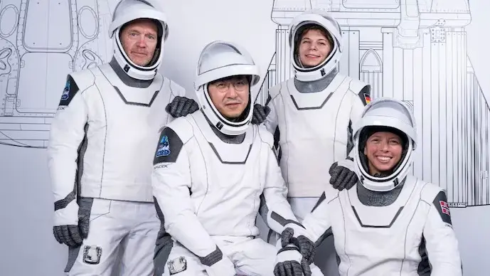 Fram2 will aim to achieve a unique 90-degree circular orbit, which is significantly steeper than the typical 51.6-degree orbit of previous human missions.