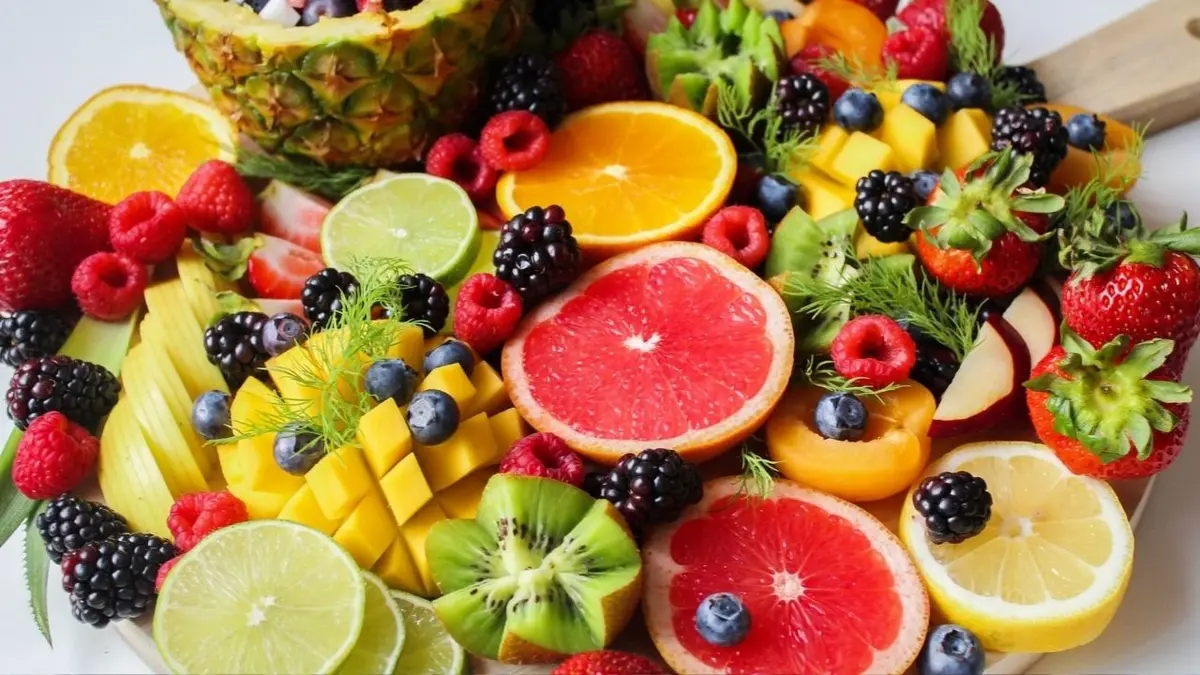 Fruits for Summer: गर्मियों में खाएं ये पांच फल, आपके शरीर को रखेगा हाइड्रेटड Fruits for summers