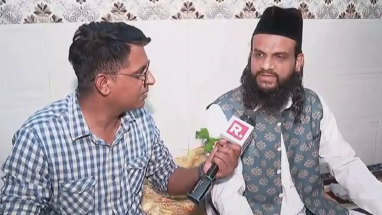 'मैंने सर तन से जुदा का नारा नहीं लगाया', नूपुर शर्मा को लेकर गौहर चिश्ती का बड़ा बयान gauhar-chishti-on-republic