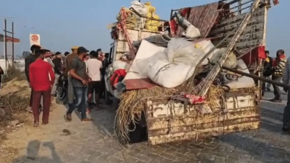 Ghazipur: 6 Pilgrims From Maha Kumbh Mela Killed In Deadly Road Accident Ghazipur: 6 Pilgrims From Maha Kumbh Mela Killed In Deadly Road Accident