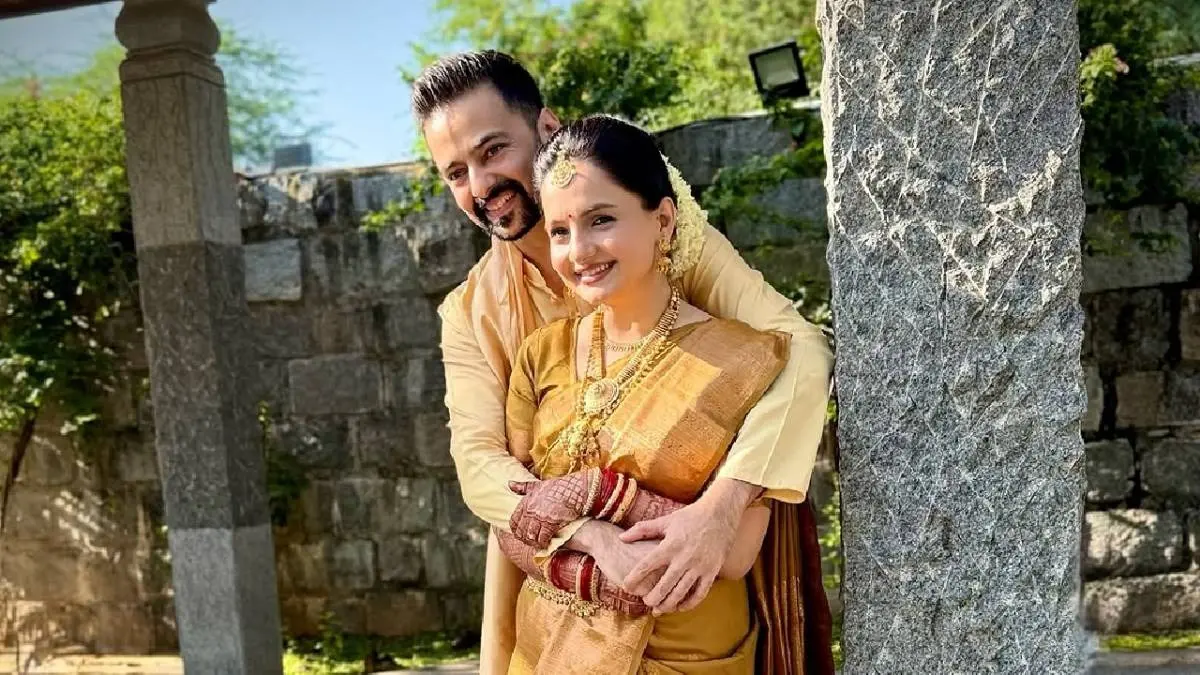 Gia Manek and Varunn Jain had Bhuta Shuddhi Vivah