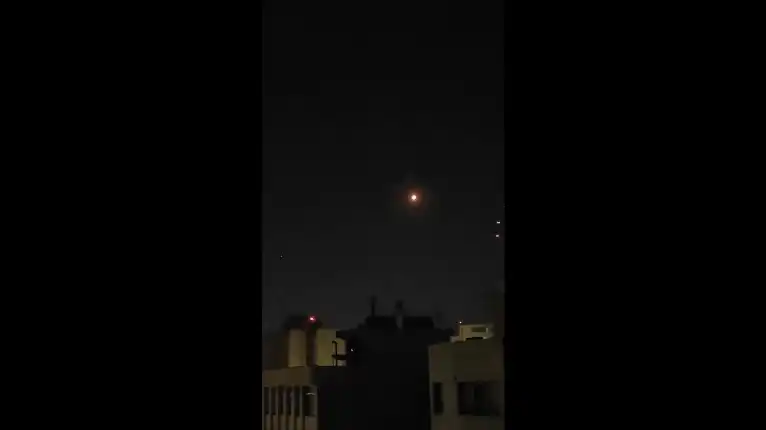 Iran's Air Defence System Out of Order After Israel's Operation 'Days of Repentance': Report Israel Strikes 'Military Targets' in Iran, Tehran Closes Its Airspace | LIVE Updates