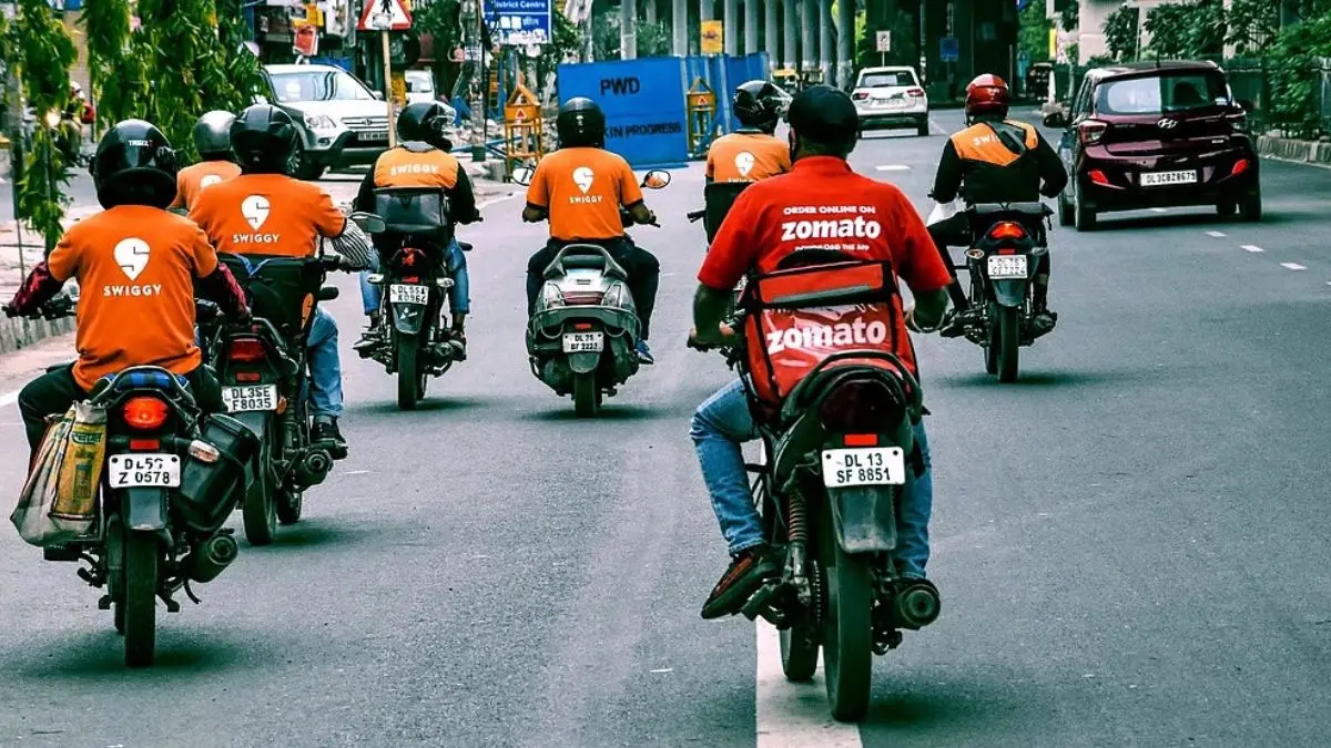 Gig-workers protest I Eternal CEO Deepinder Goyal